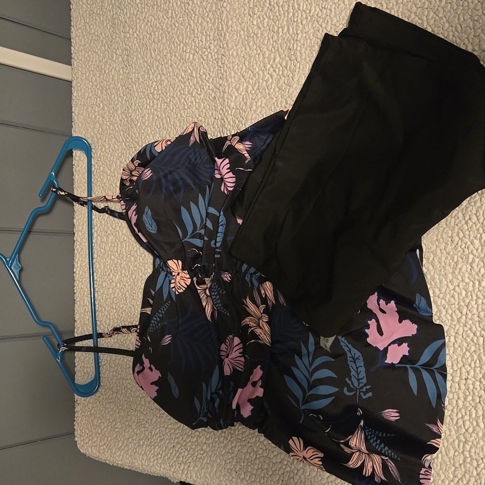 Shein Floral Print Swimsuit with Black Shortie Bottoms